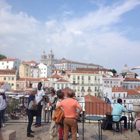 Studio In The Heart Of Alfama Лиссабон Экстерьер фото